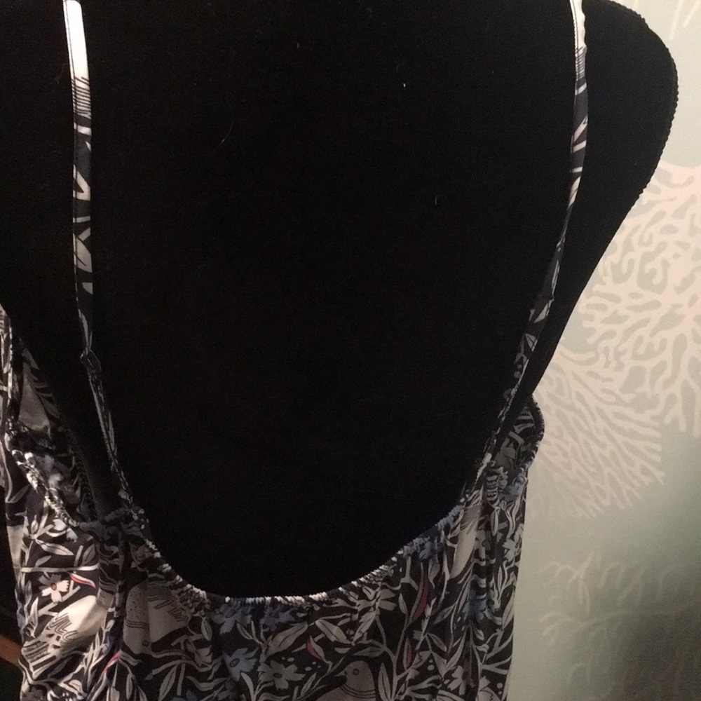 Old navy dress - Picture 3 of 5